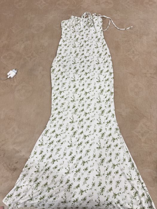 Продается платья