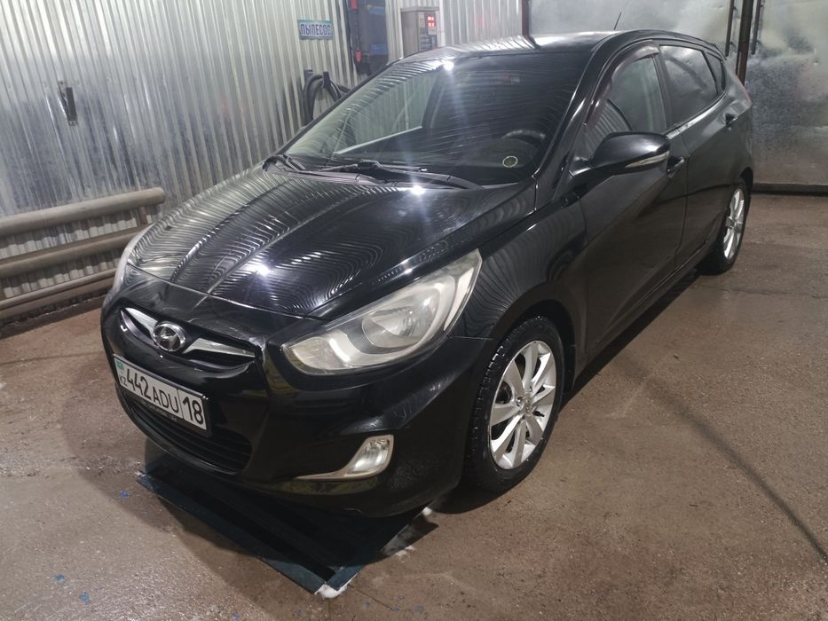 Хюндай акцент 2012