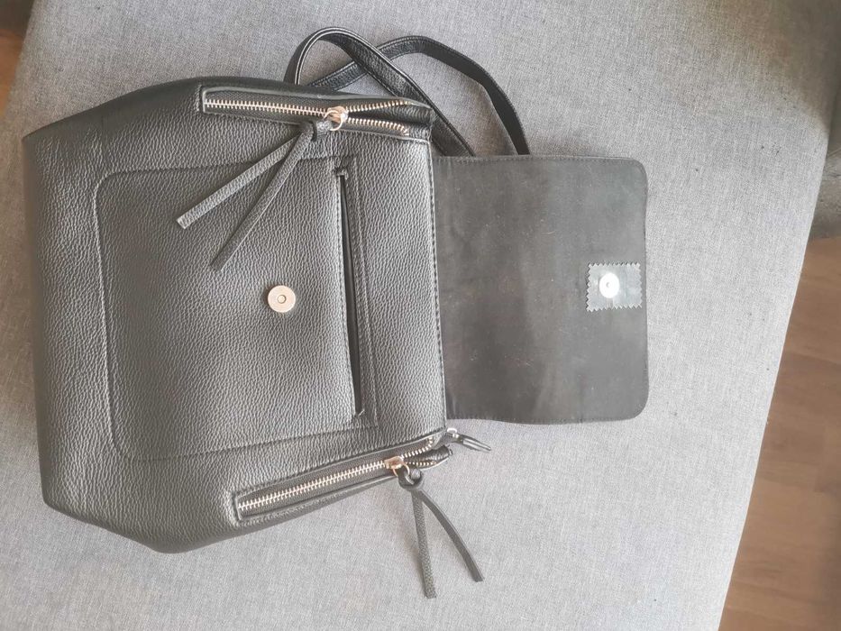 Дамска раница Stradivarius