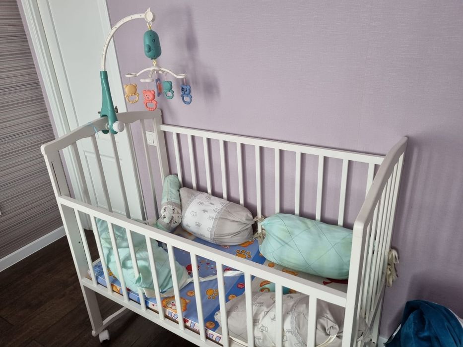 Комплект постельного в кроватку