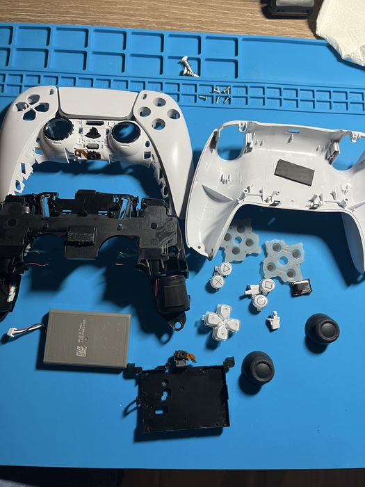 Reparatii controllere ps5,edge/ps4 ,inlocuire joystick