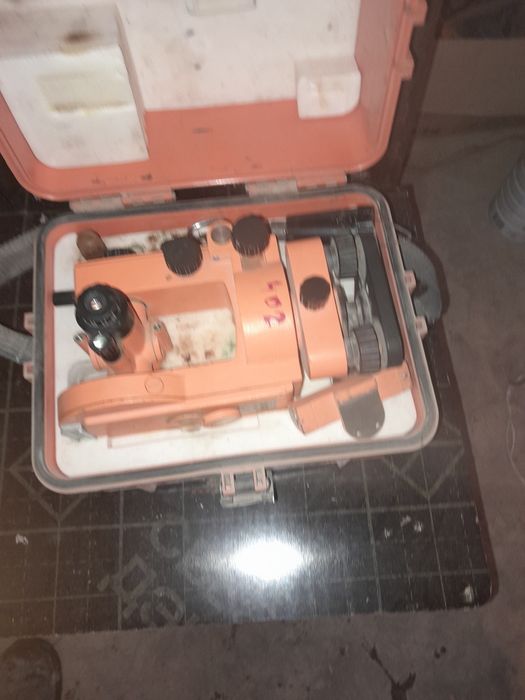 Сатылады Теодалит