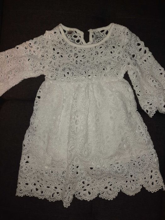 Rochie rochita alba dantela 5 ani