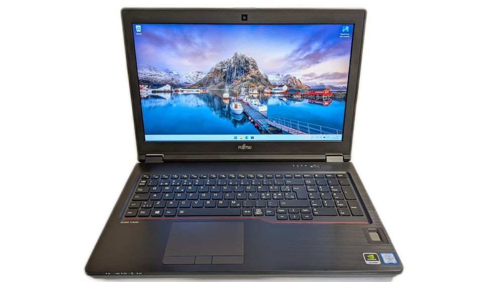 Fujitsu Celsius H780 15.6" 1920x1080 i7-8850H 16GB RAM 512GB SSD Quadro P2000