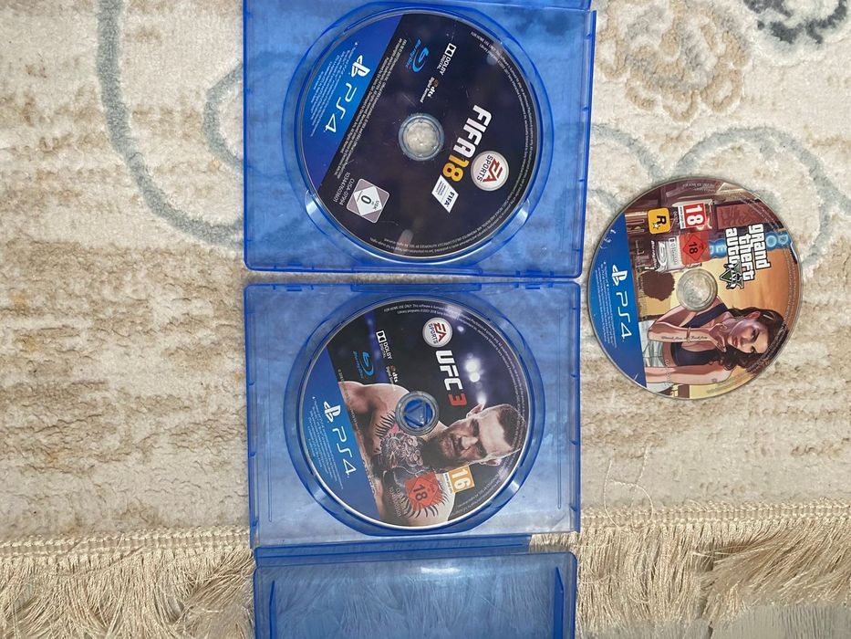 Sony PlayStation 4 pro 1tb