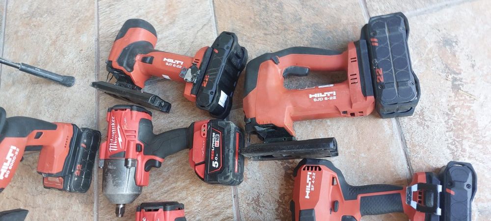 Vând  scule  hilti
