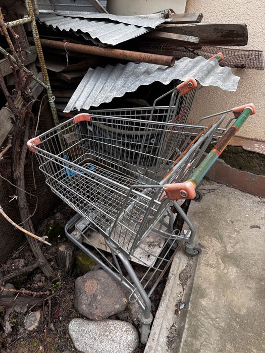 Тележки покупательские Турецкого производства прочние