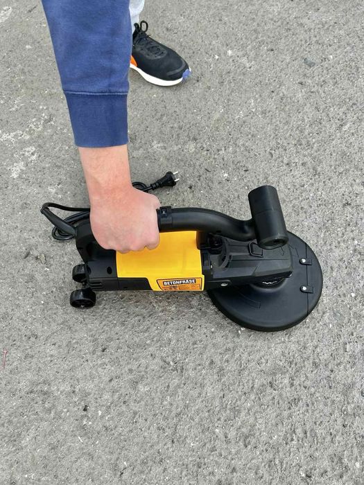 Машина за шлайфане на бетон и мазилки