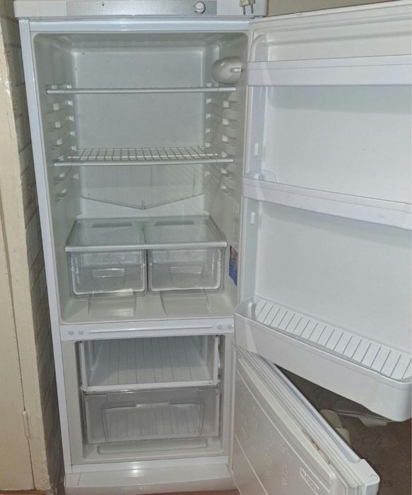 Холодильник на запчасть