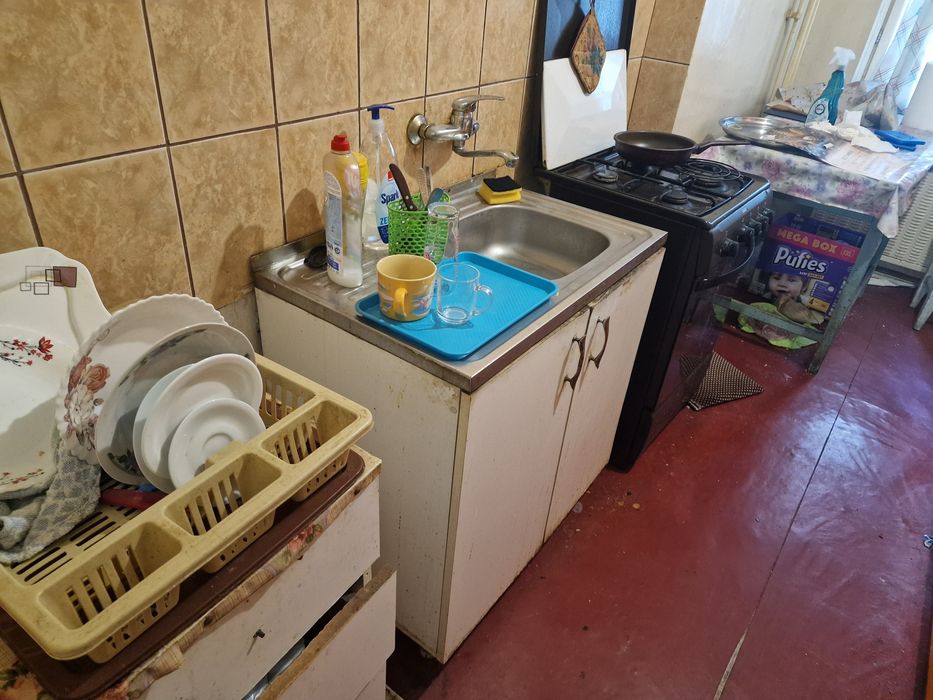 Mobila veche de vanzare