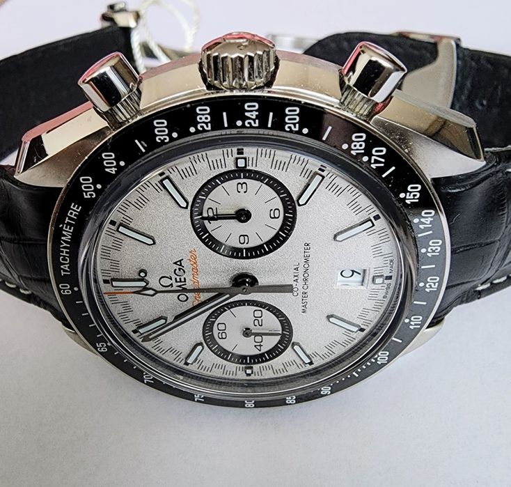 Omega Speedmaster Racing