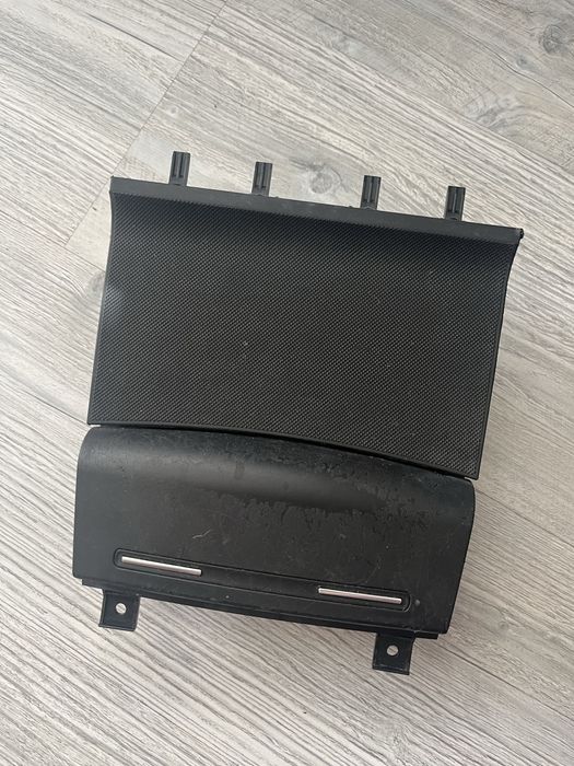 Пепелник audi a3 8p