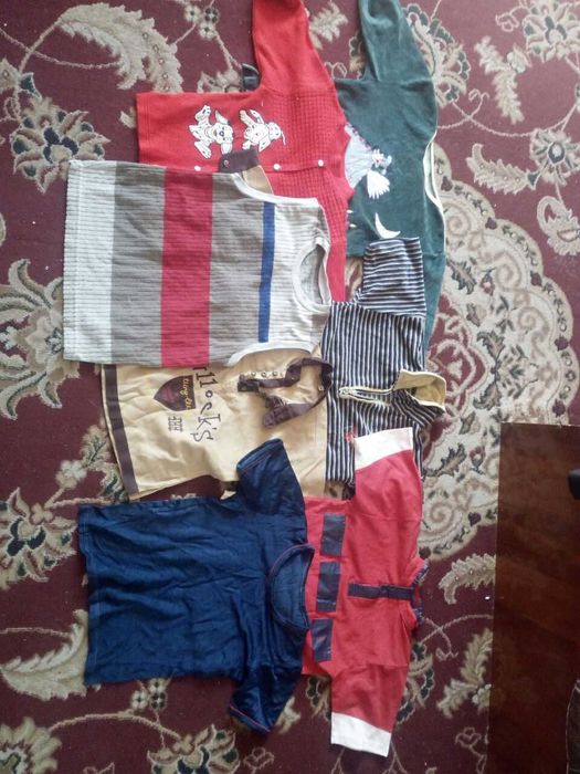 Продаю детскую одежду (для мальчиков и девочек)