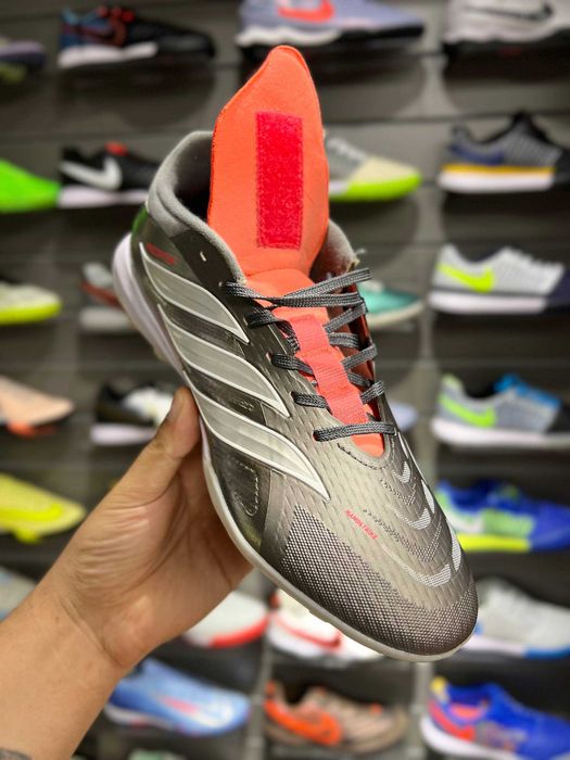 Сороконожки Adidas Predator