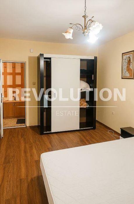 Дава се под наем Едностаен апартамент в Варна, Център - 40 кв.м за 400 € - Снимка #6