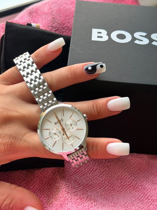 Ceas nou Hugo Boss cu pietre damă