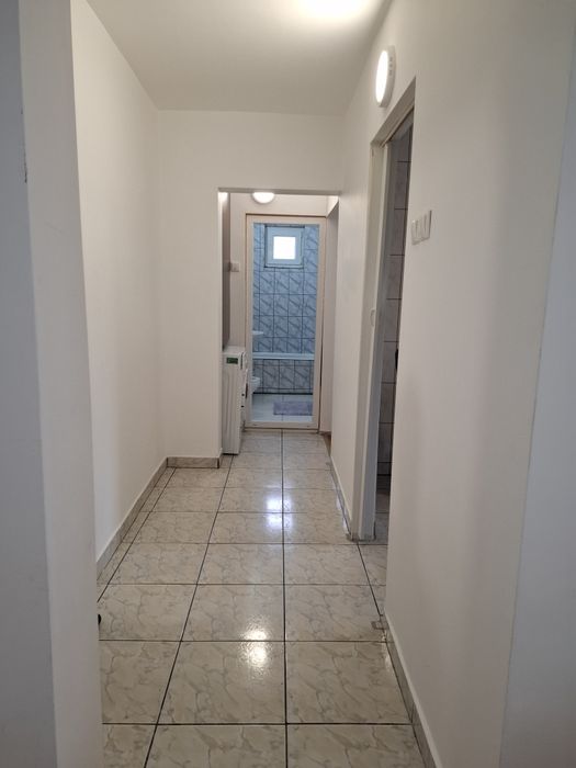 Vanzare apartament 2 camere decomandat