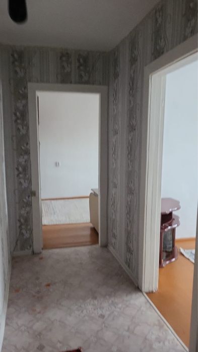 Срочно продам 2 комнатную квартиру улучшенной планировки