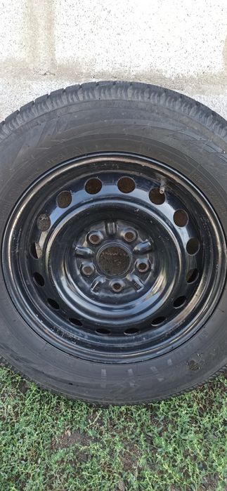 Продам зимние шины