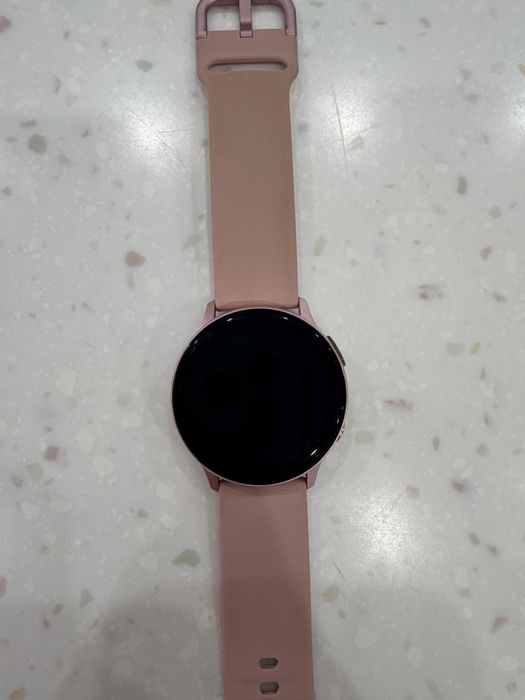 Продам часы samsung active 2