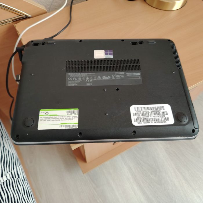 Hp proBokk 640g2  16 ram win 11pro