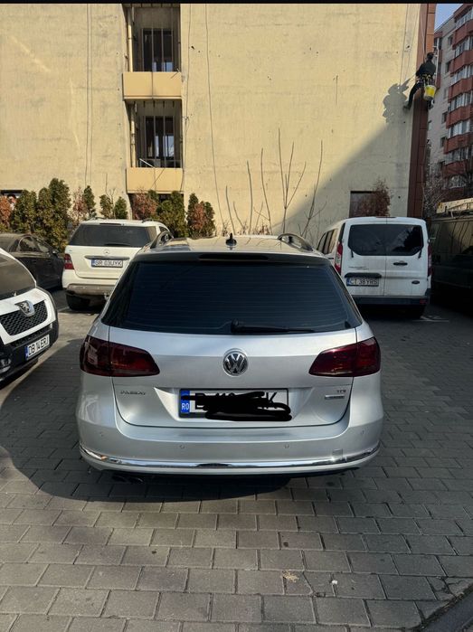 VOLKSWAGEN Passat 0 — imagine 2