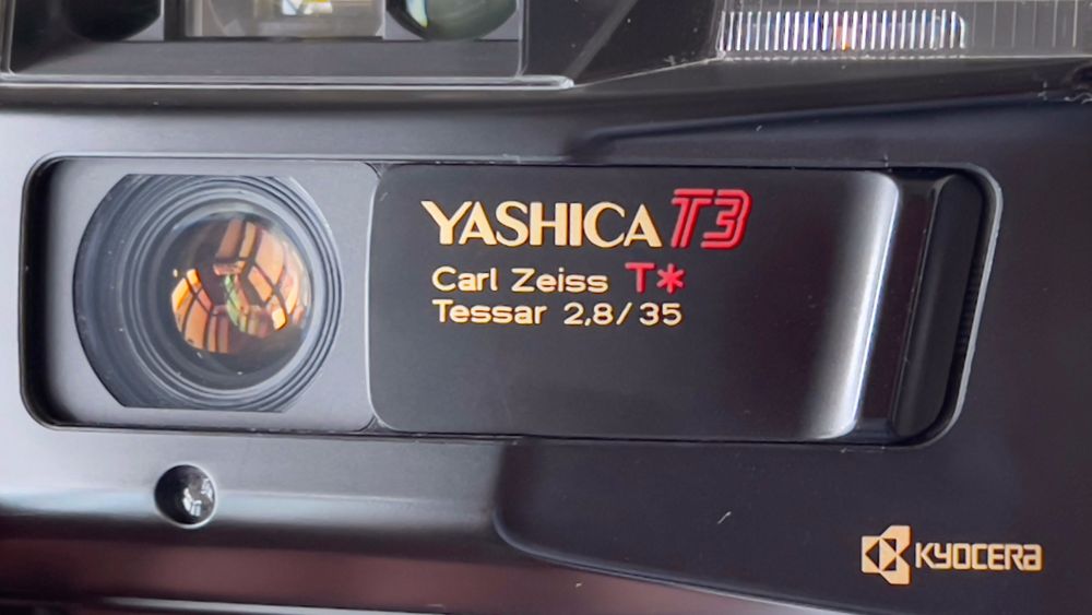 Vintage Yashica T3