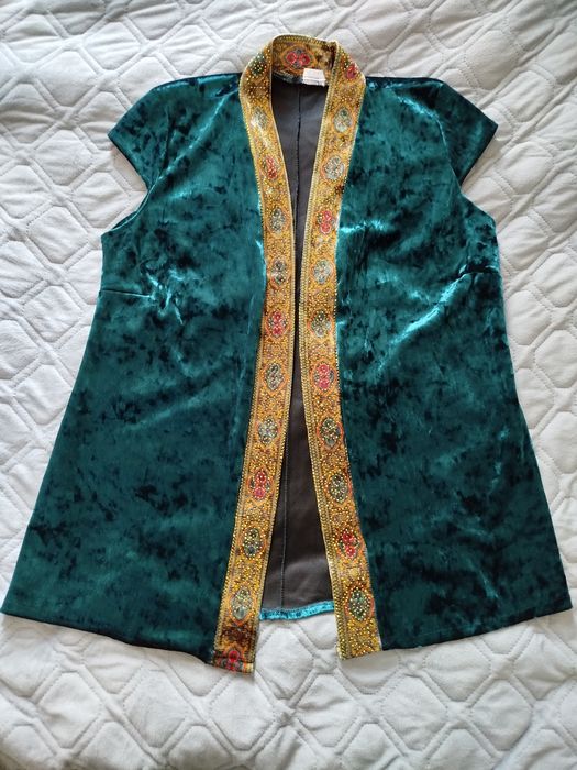 Жилетка для девушек