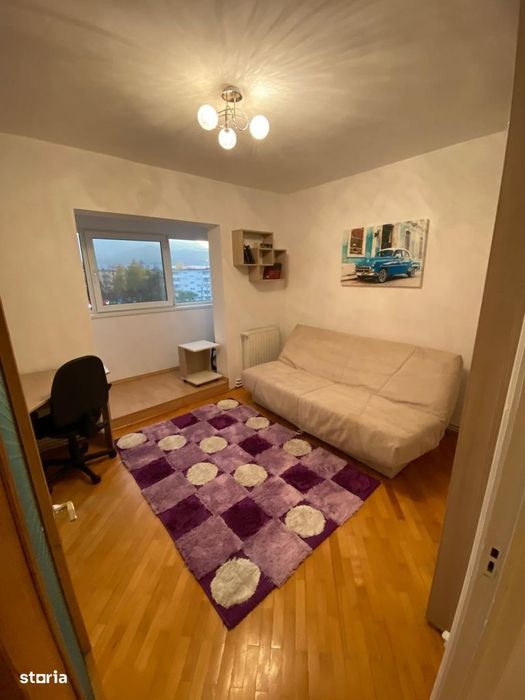 Apartament 4 camere (strada Zizinului)