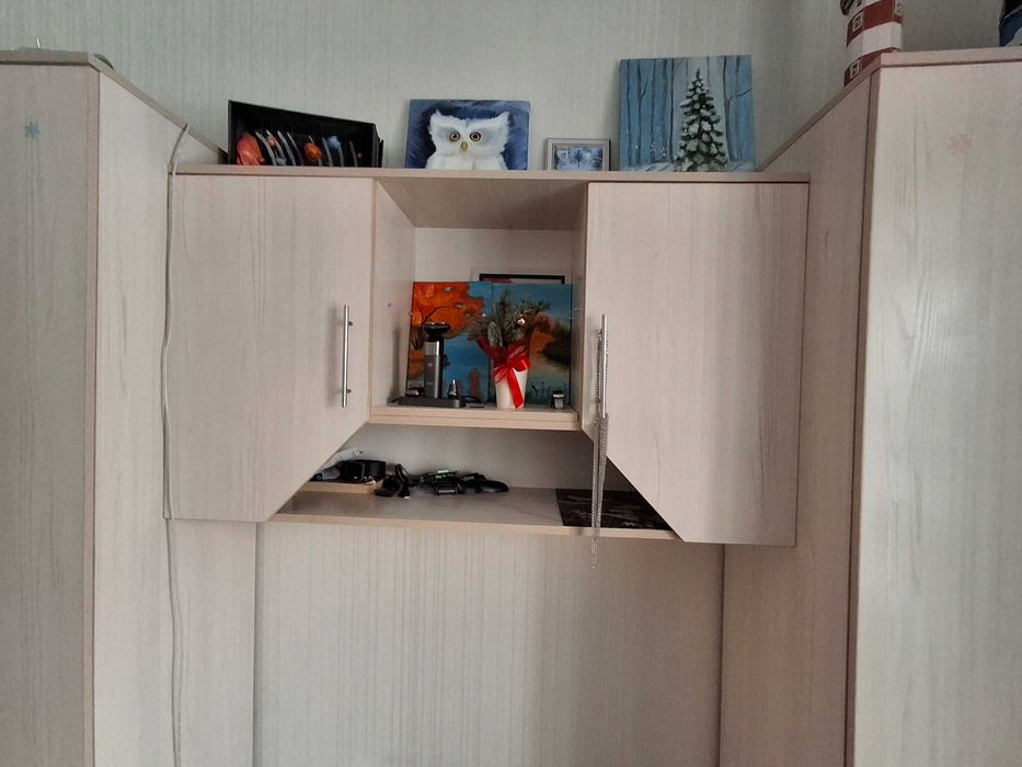 Шкаф, стенка из трех секций