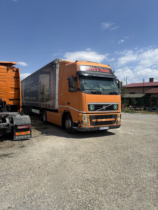 Vand ansamblu Volvo EEV 500 automat cu semiremorca schmitz
