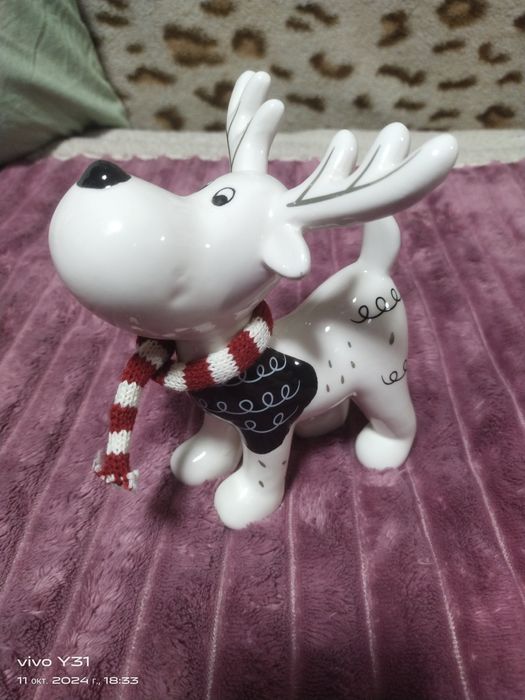 Продаются керамические игрушки.