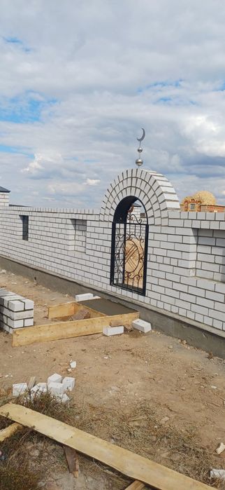 Бригада каменщиков . Черновой облицовка