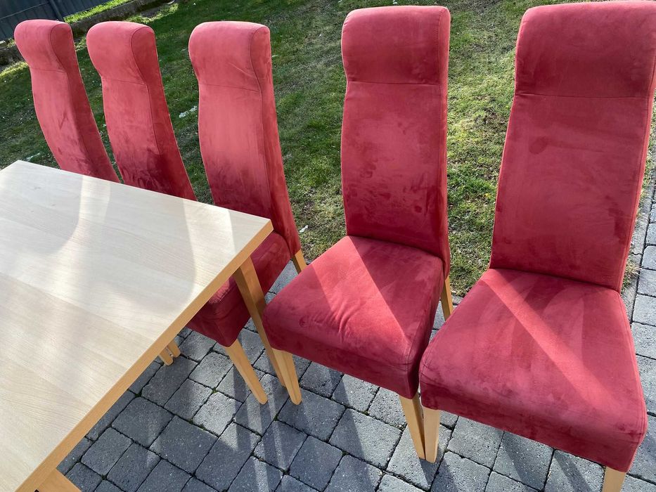 Vând masă cu 5 scaune