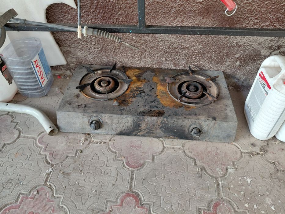 Газовыие  плита продам