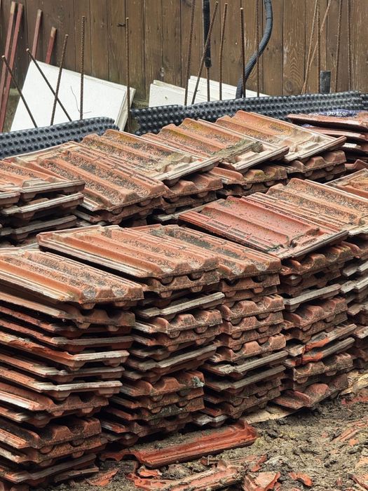 Tigla in stare foarte buna