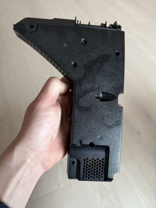 Продавам захранване за PS5 модел ADP-400ER