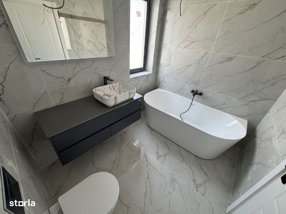 Vila exclusivista cu PISCINA, zona Liddl Tunari, 0% comision