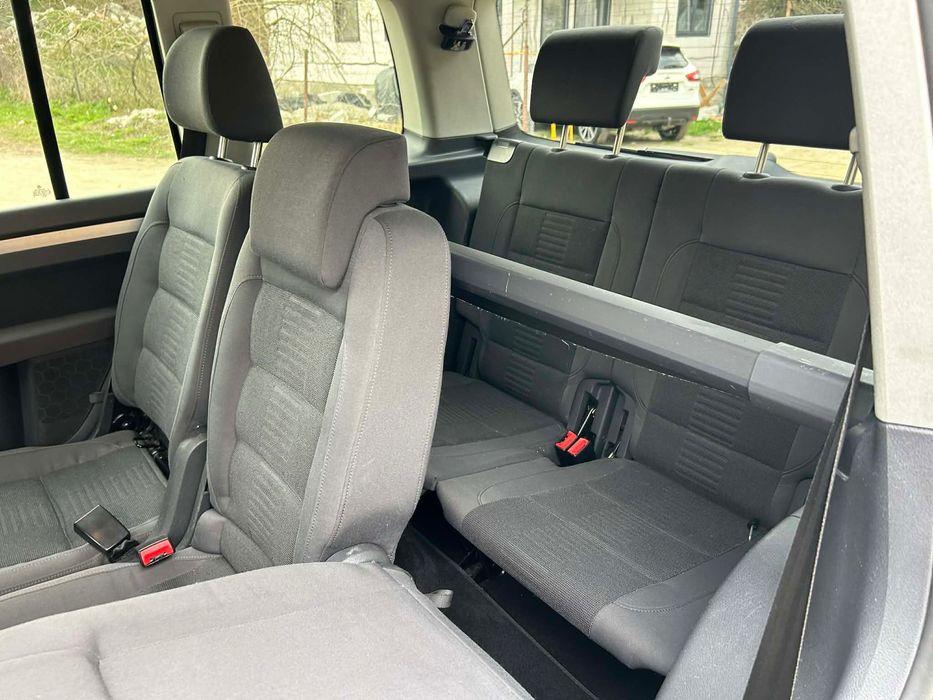 Volkswagen Touran 3X R-line 7 Locuri 2009 2.0 Diesel 170 CP