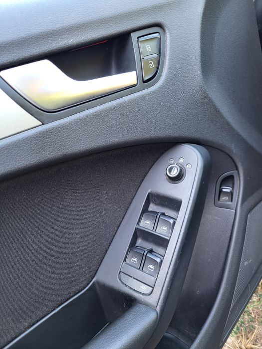 Audi A4 B8 -2012, Limuzină, Motor 2.0-Diesel