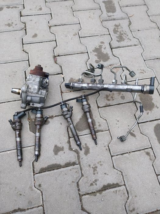 Горивна система дюзи и гнп Бмв/Bmw n47d20 143k.c Е81-Е87 Е90 Е92 Е93