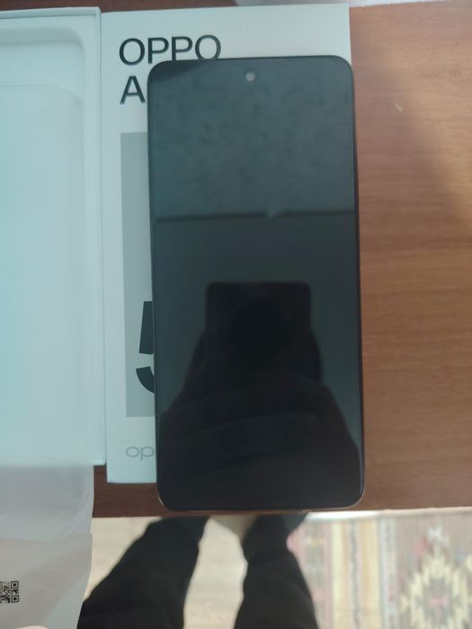 Продам новый телефон