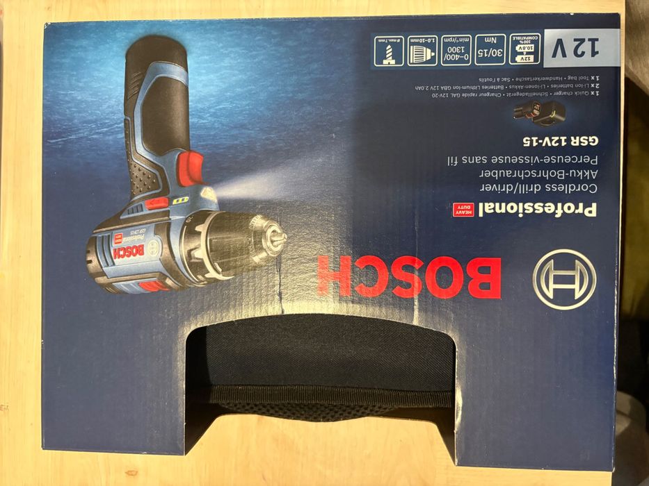Mașină de găurit si înșurubat Bosch GSR12V-15, 060186810F, sigilata, geanta textila