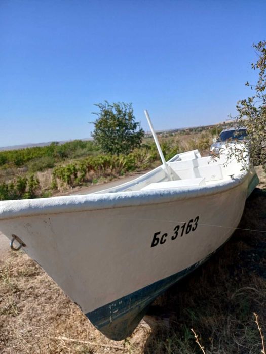 Употребяванa лодка, в добро състояние