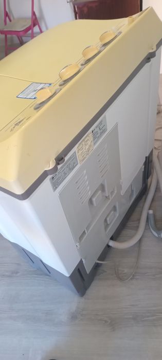 Продаётся стиральная машина подуавтомат