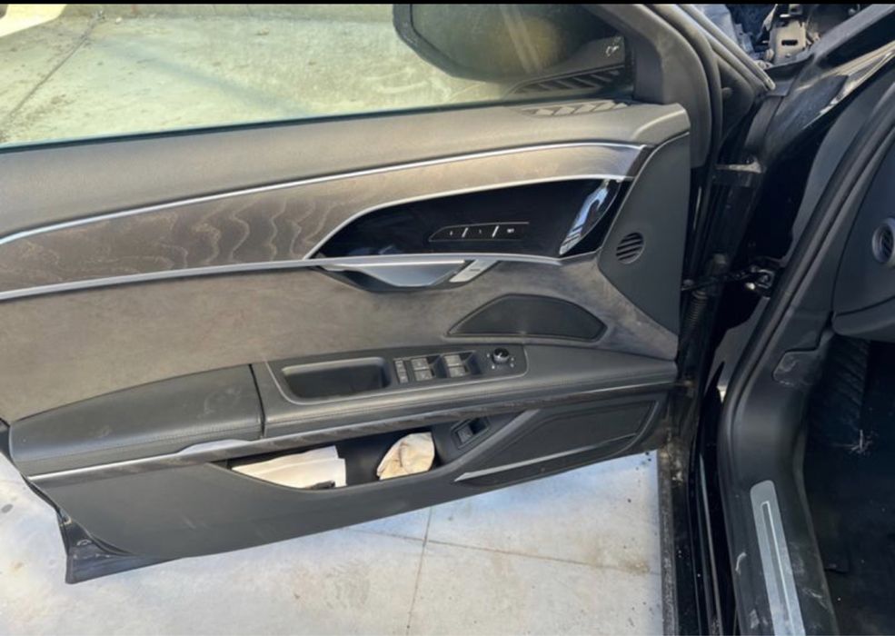 Audi a8 2018 на части