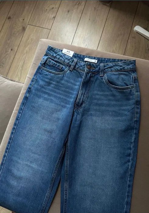 2 пары джинс и брюки