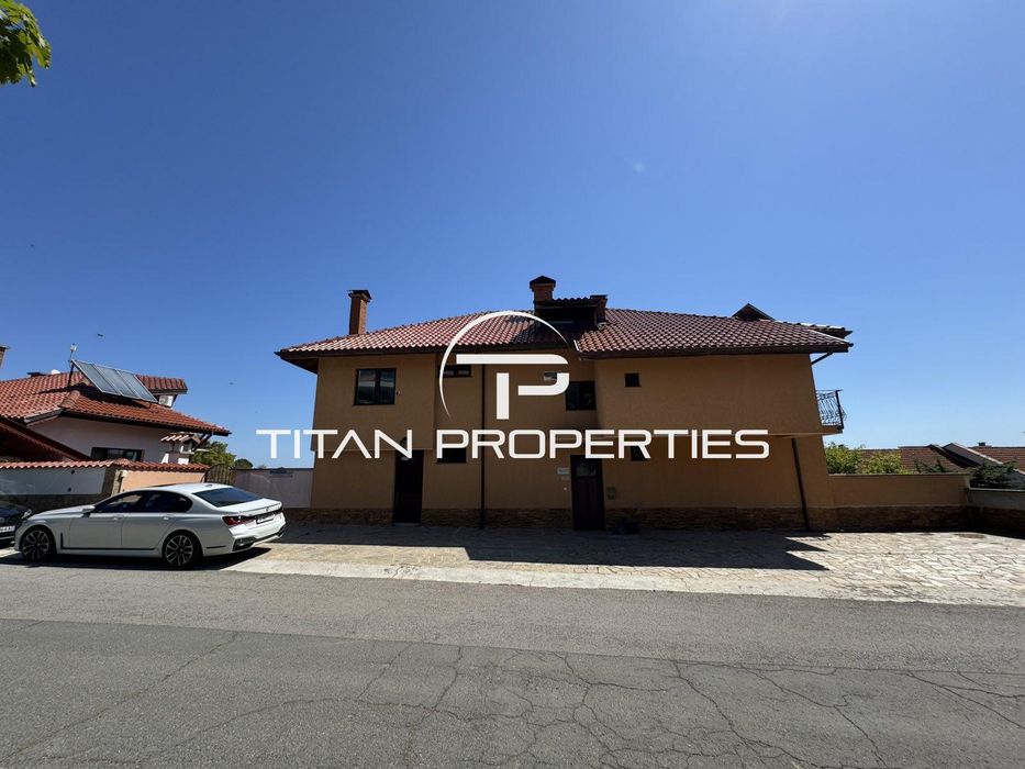 Ексклузивна оферта! Къща с панорамна гледка и двор в гр. Созопол улиц