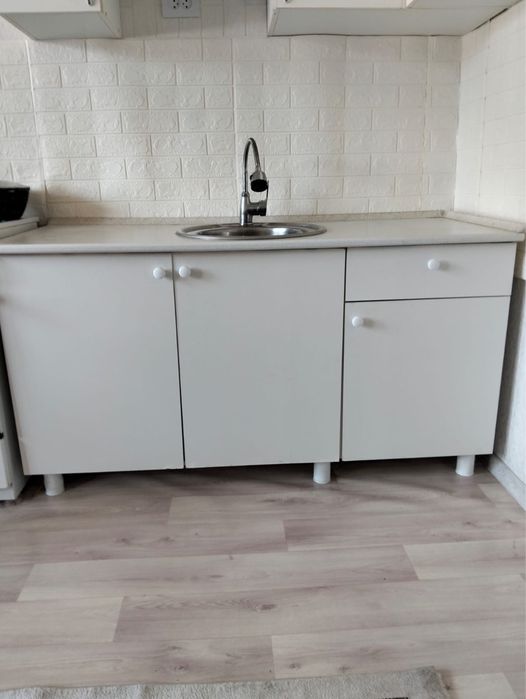 Продаю шкаф для кухни