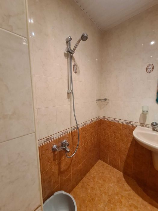 Продава се Тристаен апартамент в Хасково, Дружба 1 - 91 кв.м за 1154 €/кв.м - Снимка #8